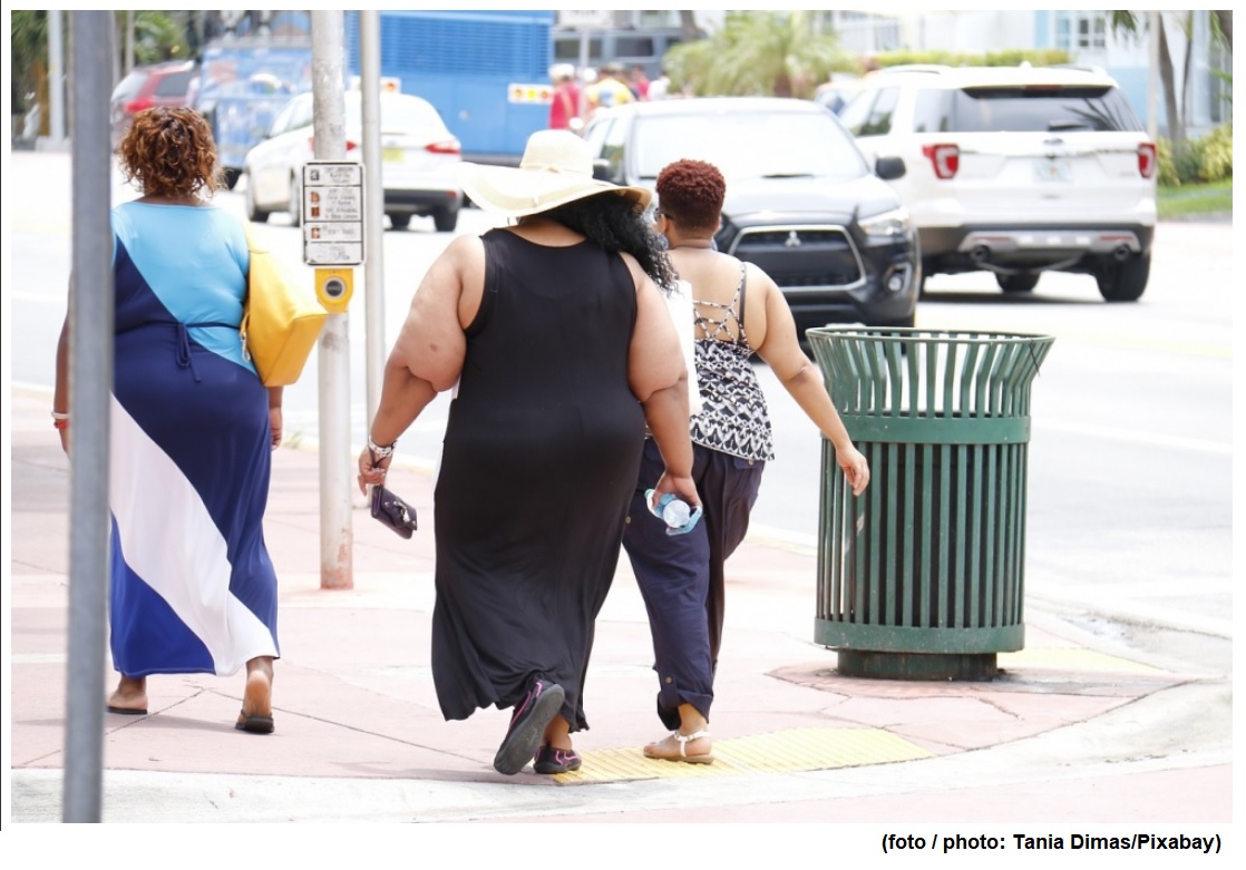 Dieta com restrição de calorias induz alterações benéficas no DNA de mulheres obesas